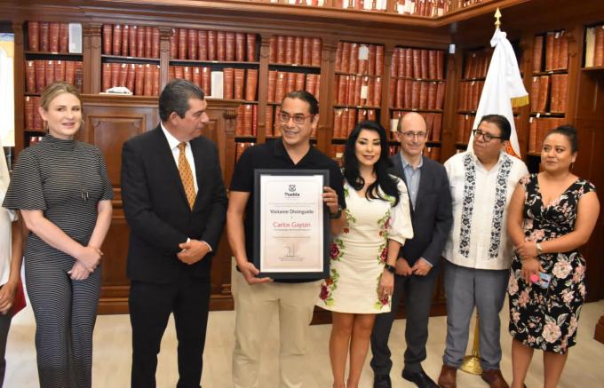 Puebla reconoce al Chef Carlos Gaytán como Visitante Distinguido