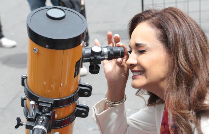 Ayuntamiento de Puebla acerca la ciencia y tecnología a estudiantes con 