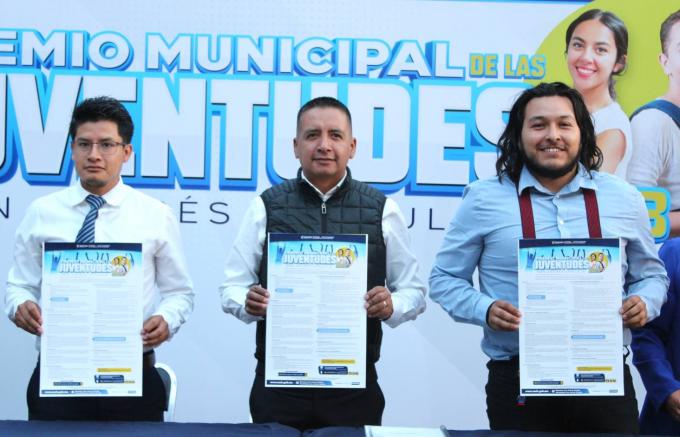 Presenta Edmundo Tlatehui convocatoria para el Premio Municipal de las Juventudes 2023