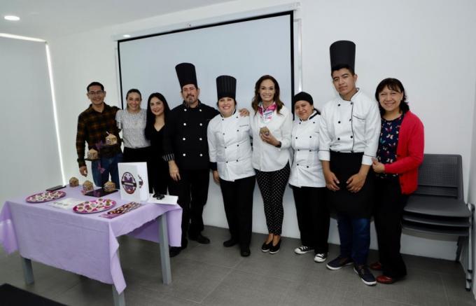 Ganan concurso de emprendimiento de la SEP 2023 estudiantes del SMDIF Puebla.