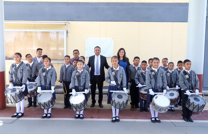 Encabeza Edmundo Tlatehui ceremonia cívica en la primaria oficial Justo Sierra en San Antonio Cacalotepec