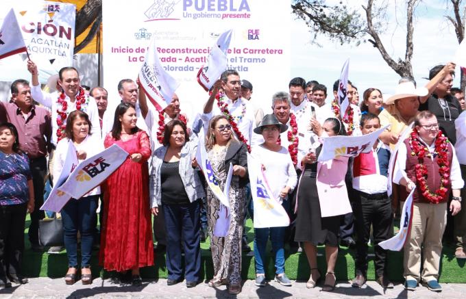 El gobierno de Sergio Salomón impulsa el desarrollo regional en la mixteca con el inicio de obra de una carretera