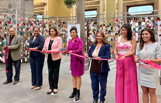La exposición ¡¿Dónde están todas las mujeres?! llega a Palacio Municipal