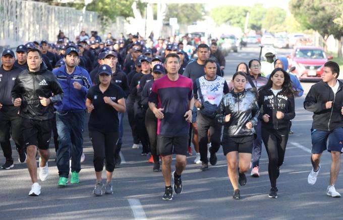 Ayuntamiento de Puebla celebró carrera con 116 cadetes de policía