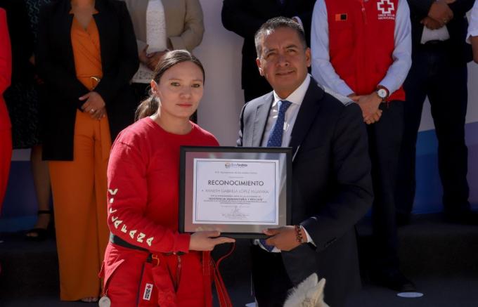 Reconoce Edmundo Tlatehui a socorristas de la Cruz Roja que realizaron labores de rescate en Turquía