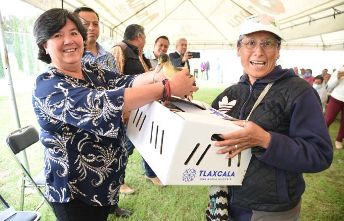 Otorga Ayuntamiento de Tlaxcala apoyos a la economía familiar