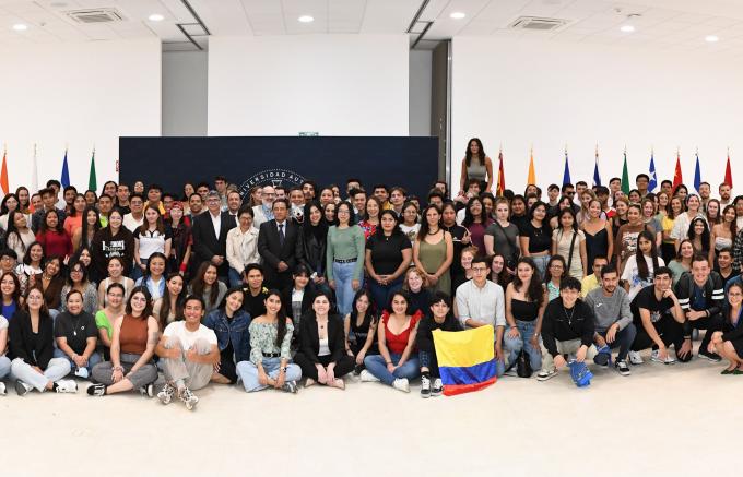 La Rectora de la BUAP, Lilia Cedillo Ramírez da la bienvenida a 209 estudiantes de intercambio académico