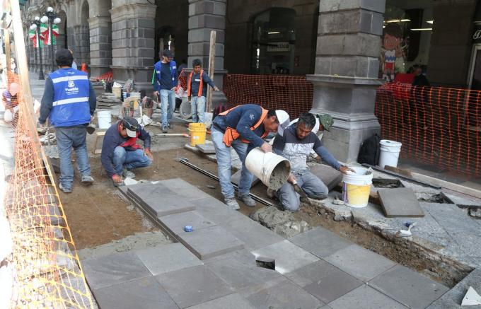Ayuntamiento de Puebla instalará tres nuevas fuentes frente a Palacio Municipal