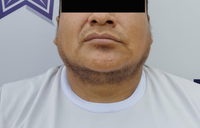 Policía Municipal de Puebla detiene a dos sujetos en posesión de posible droga