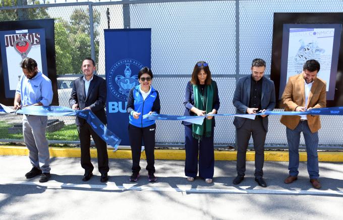 Inaugura la rectora de la BUAP la exposición colectiva “Cuenta conmigo, carteles vs suicidio”