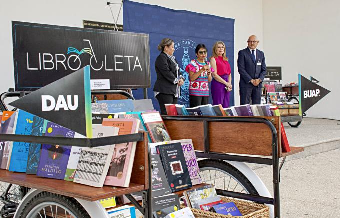 La BUAP arranca el proyecto “Librocleta”, un programa de lectura al alcance de los estudiantes