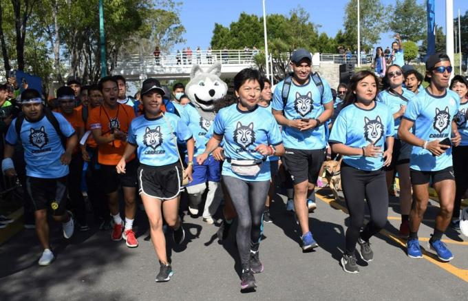 Miles de corredores participaron en la Carrera Universitaria 2023