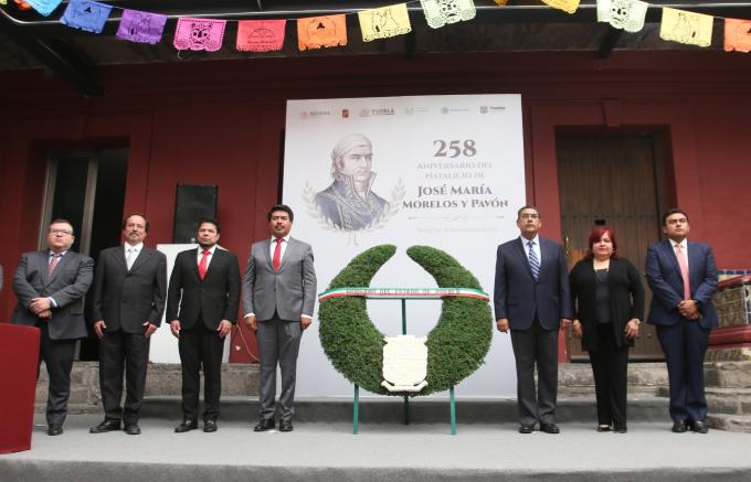 El gobernador Sergio Salomón presidió la Ceremonia Conmemorativa por el 258 Aniversario del Natalicio de Morelos
