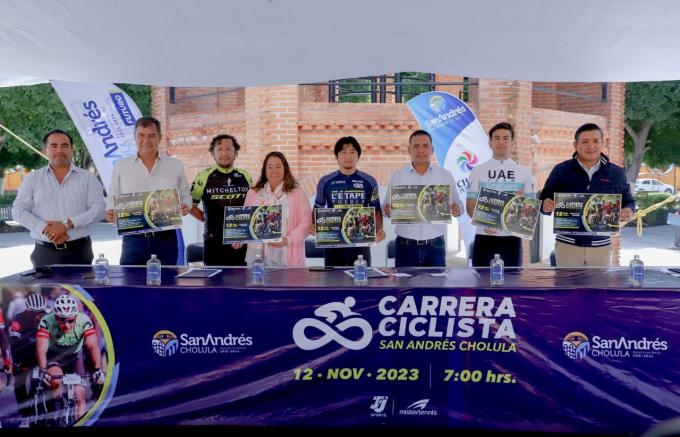 Presenta Edmundo Tlatehui carrera ciclista San Andrés Cholula 2023