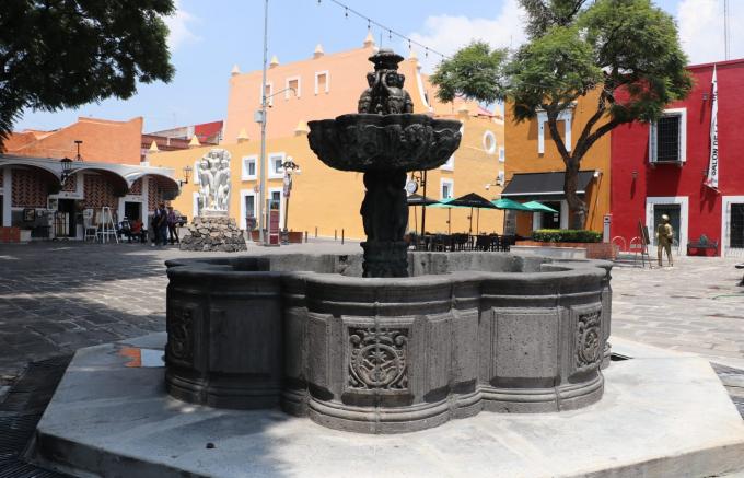 Ayuntamiento de Puebla dio mantenimiento a 10 fuentes de cantera del Centro Histórico