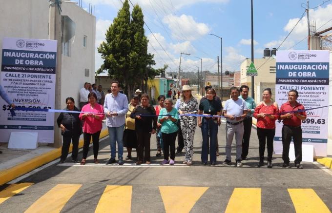 Paola Angon responde a vecinos de Xixitla con pavimentación integral de la 21 poniente, tras 15 años de espera