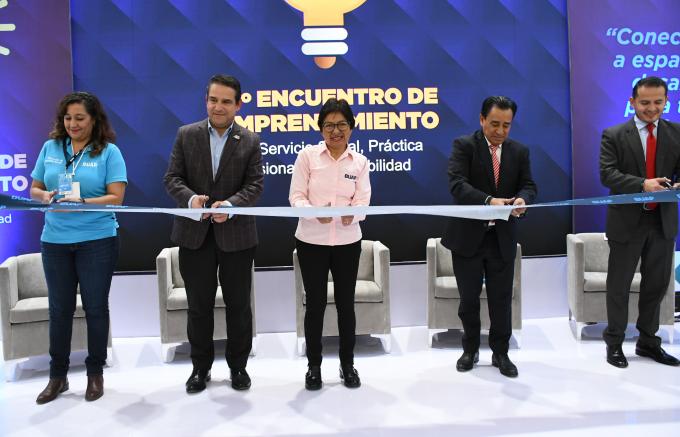 Inaugura Rectora de la BUAP, Lilia Cedillo, 5° Encuentro de Emprendimiento en el Servicio Social