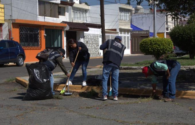 OOSL y recicladores voluntarios suman esfuerzos para mantener limpia la ciudad de Puebla