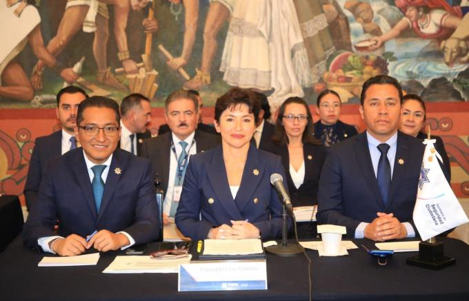 María del Consuelo Cruz Galindo, Secretaria de Seguridad Ciudadana compareció ante el Cabildo poblano