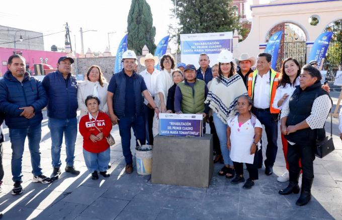 Inicia Edmundo Tlatehui rehabilitación del primer cuadro de Santa María Tonantzintla