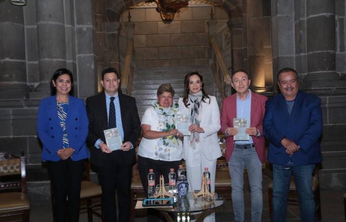 Juan Pablo Salazar presenta libro "Isabel Cendal y Gómez 1771-¿?"