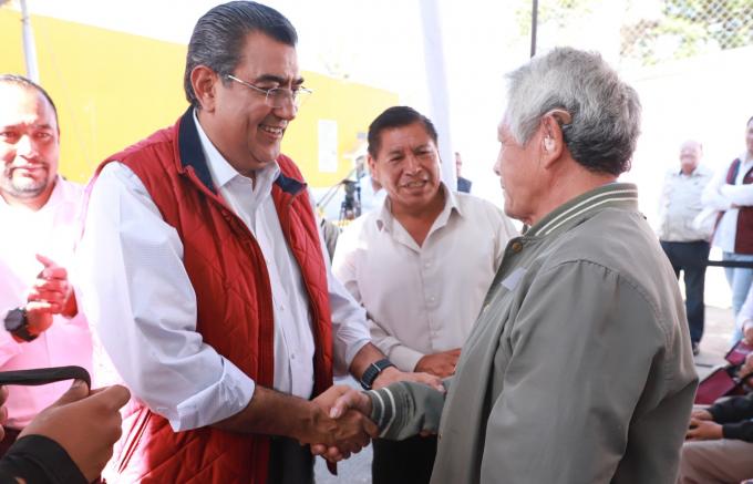 Consolida Gobierno de Puebla asistencia social en juntas auxiliares: Sergio Salomón Céspedes