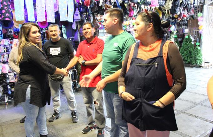 Acuerdan Ayuntamiento de Tlaxcala y comerciantes, regular la actividad en zona del mercado