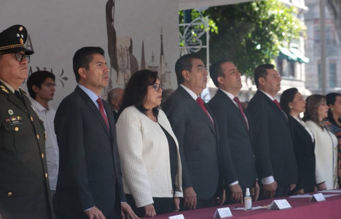 El edil Eduardo Rivera Pérez asistió a la Ceremonia Conmemorativa por el 113 aniversario de la Revolución Mexicana