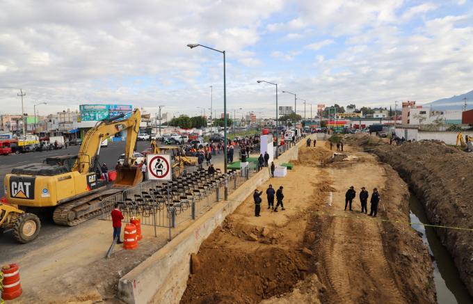 Por más de 300 MDP, el gobernador Sergio Salomón Céspedes inicia construcción del paso vehicular de la Central de Abasto