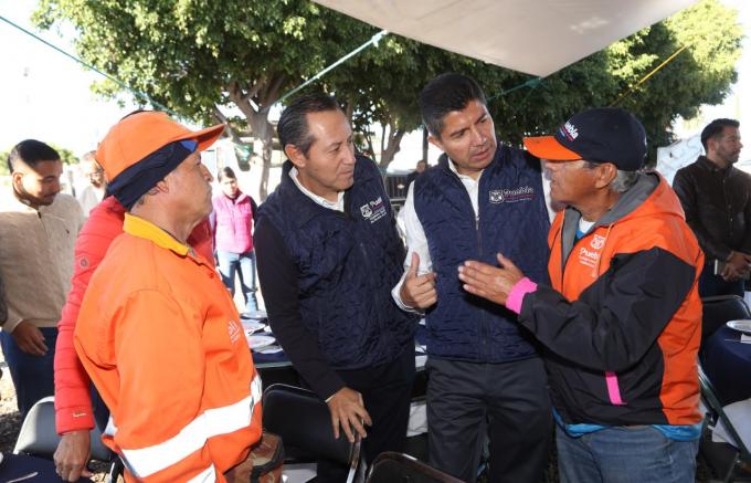 Celebra Ayuntamiento de Puebla el Día del Trabajador del Servicio de Limpia
