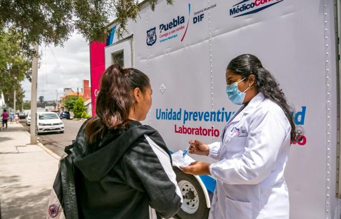 SMDIF Puebla atendió gratis a más de 17 mil personas con unidades preventivas de salud