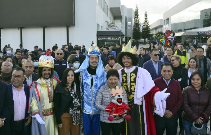 Entrega la BUAP casi 20 mil juguetes a niños y niñas de diferentes regiones de Puebla