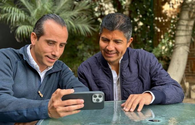 Eduardo Rivera y Mario Riestra preparan proyectos en mesa de trabajo