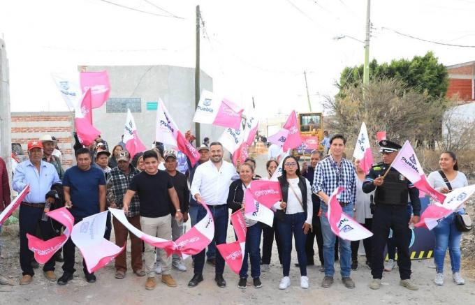 Gobierno Municipal llega a San Baltazar Tetela con obra pública básica