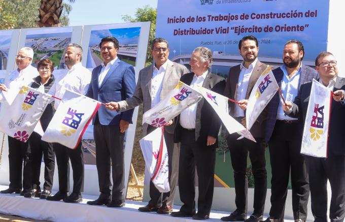 El gobernador Sergio Salomón encabezó el inicio de los trabajos de la construcción del Distribuidor Vial “Ejército de Oriente”,