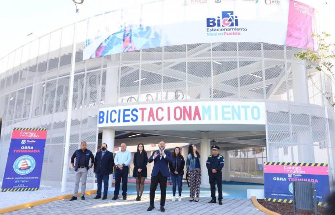 Gobierno municipal inaugura el primer bici estacionamiento masivo de Puebla