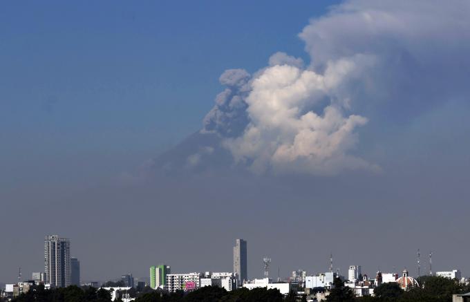 El volcán Popocatépetl registró 37 exhalaciones y mil 362 minutos de tremor, en las últimas 24 horas