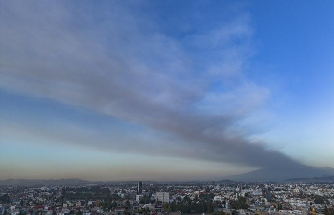 El volcán Popocatépetl registra 32 exhalaciones en las últimas 24 horas.