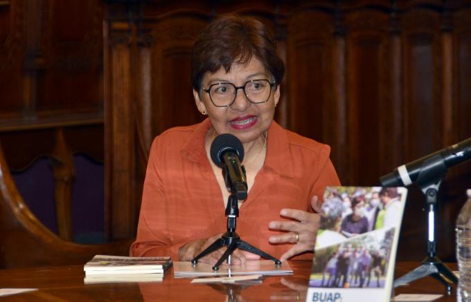 Asiste la rectora Lilia Cedillo a la presentación del libro  "BUAP: postpandemia y perspectiva de futuro"