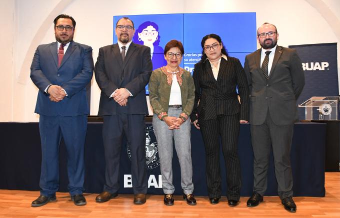 Preside Rectora Lilia Cedillo Segundo Informe de Labores de Martha Alicia Herrera López, directora de la Preparatoria Emiliano Zapata de la BUAP