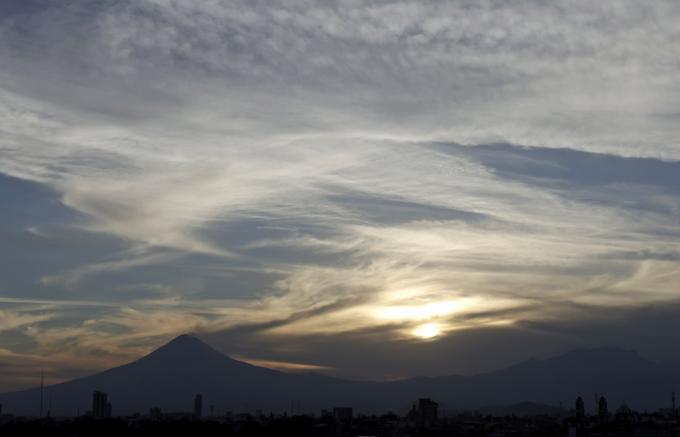 De acuerdo con el más reciente reporte del CENAPRED, el Popocatépetl emitió 64 exhalaciones