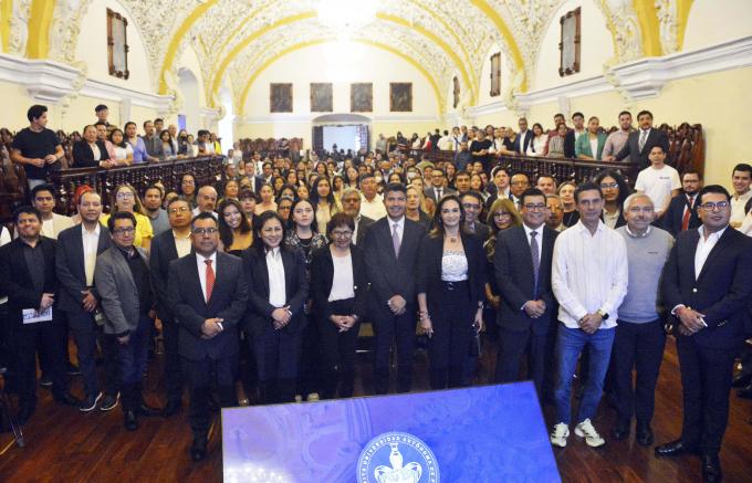 Presenta Eduardo Rivera, candidato de la coalición Mejor Rumbo para Puebla sus propuestas ante el H. Consejo Universitario de la BUAP