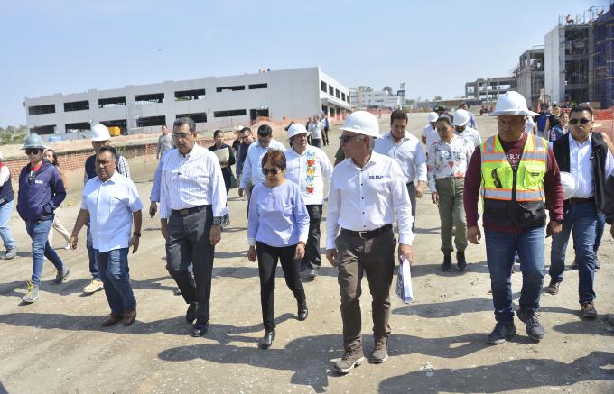 Realizan recorrido por CU2 la Rectora Lilia Cedillo y el gobernador Sergio Salomón Céspedes