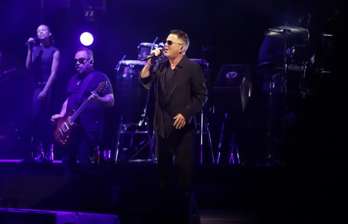 Romántica velada con Alejandro Sanz en Feria de Puebla 2024