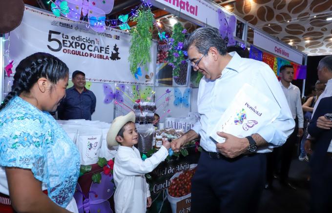 Inaugura el gobernador Sergio Salomón Céspedes 5ª Edición de la Expo Café Orgullo Puebla