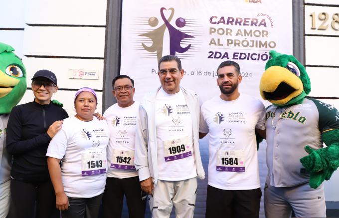 El gobernador Sergio Salomón Céspedes dio banderazo de salida a la segunda edición de la "Carrera por Amor al Prójimo"