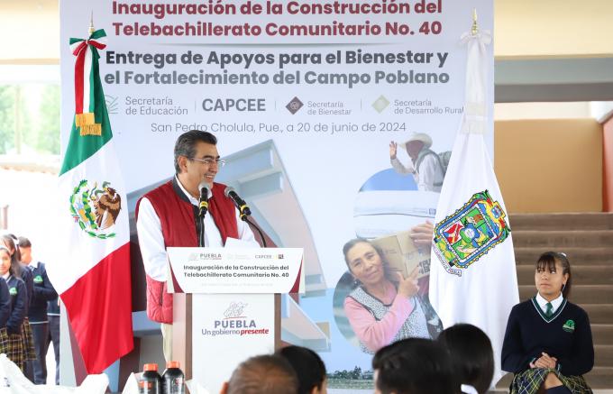 El gobernador Sergio Salomón inauguró la construcción del Telebachillerato Comunitario número 40