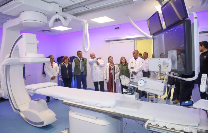 El gobernador Sergio Salomón Céspedes inauguró la Sala de Hemodinamia del Complejo Médico del Sur "Eduardo Vázquez Navarro"