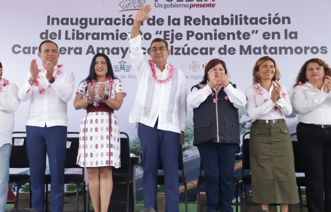 El gobernador Sergio Salomón Céspedes inauguró la rehabilitación del Libramiento “Eje Poniente” de la Carretera Izúcar de Matamoros – Amayuca