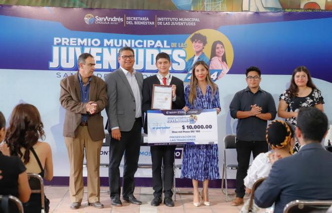 Entregó Ayuntamiento de San Andrés Cholula el Premio Municipal de las Juventudes